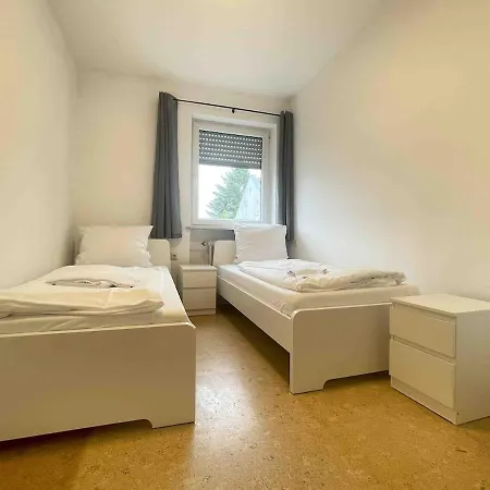 Daire Sad252 Geraeumig Eingerichtete Monteurwohnung Schwandorf in Bayern